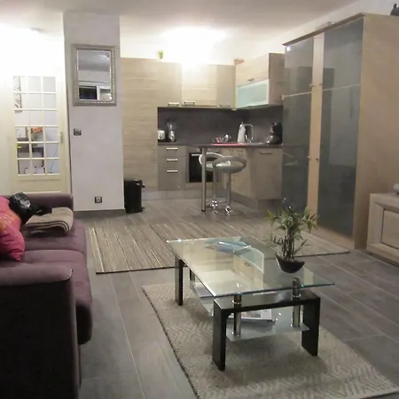 Les Clematites Apartment Èze