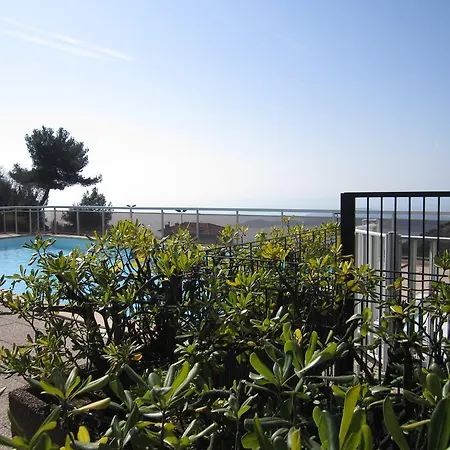 Apartment Les Clematites *