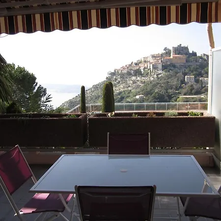 Les Clematites Apartment *